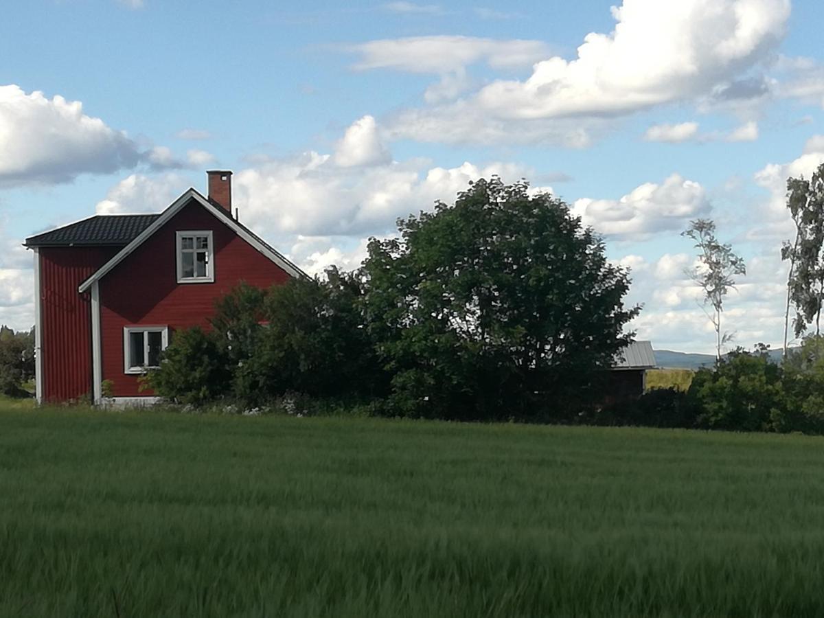 Symaskinshuset Jaervsoe Экстерьер фото